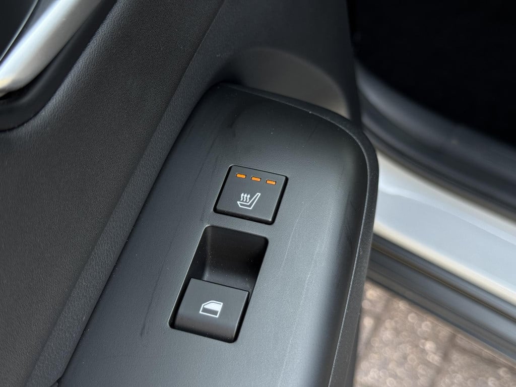 Hyundai Kona 1.6 gdi hev premium | two-tone lakkleur | stoelverwarming + -v