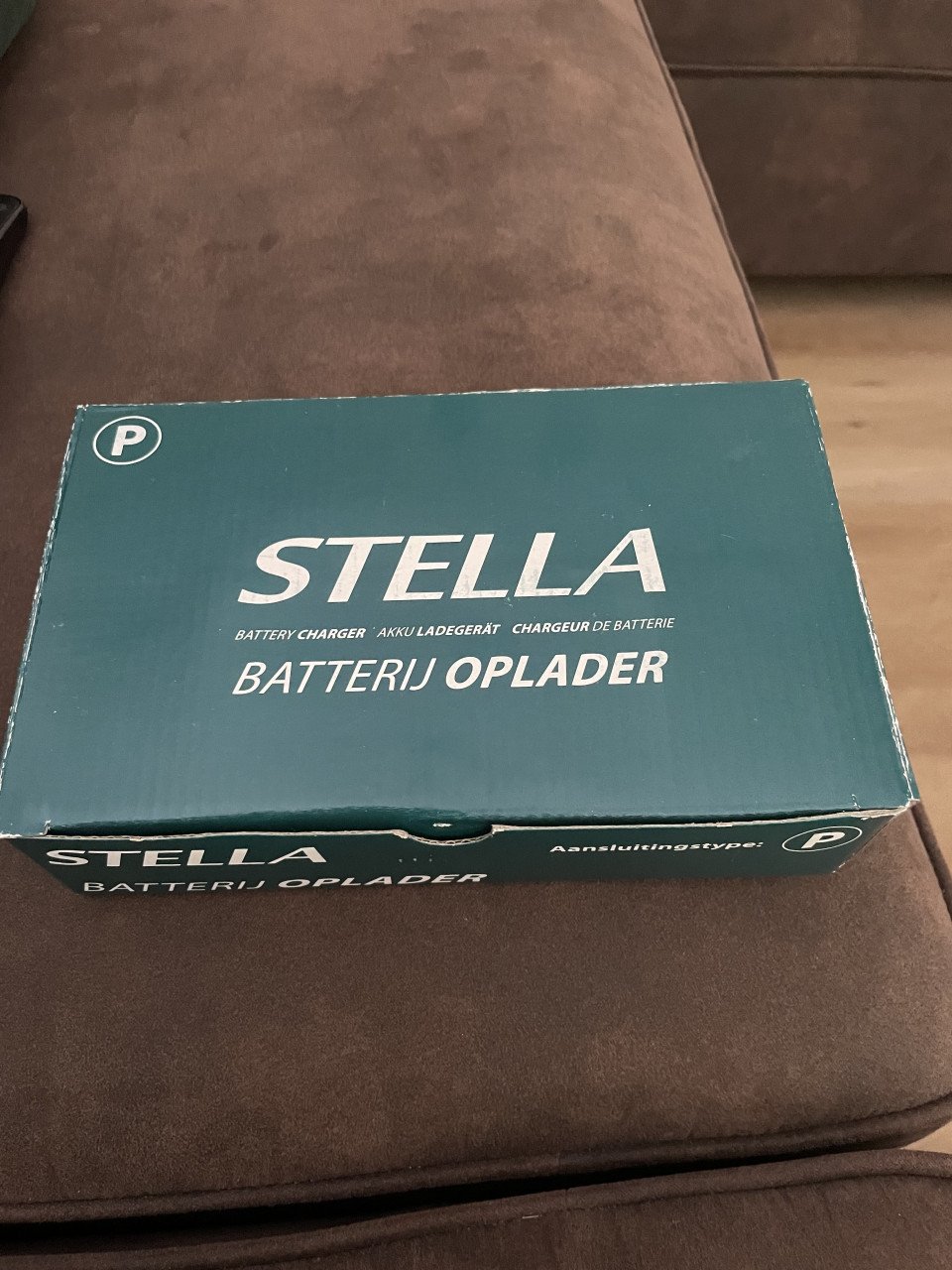 Stella batterij oplader
