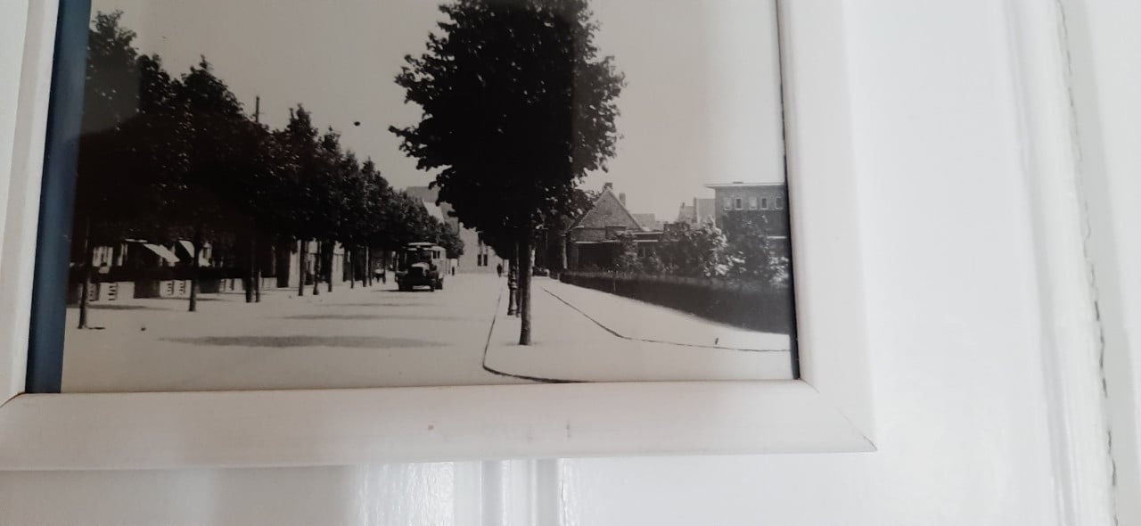 Foto collage met 10 prenten Den haag
