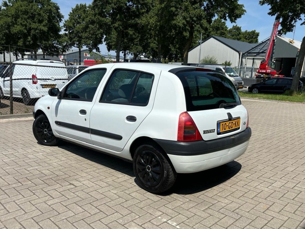 Renault Clio 1.2RN 167.261KM Vol Jaar Apk