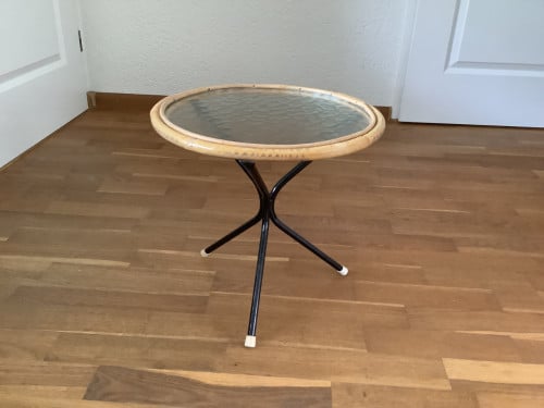 Vintage rond rotan bijzettafeltje
