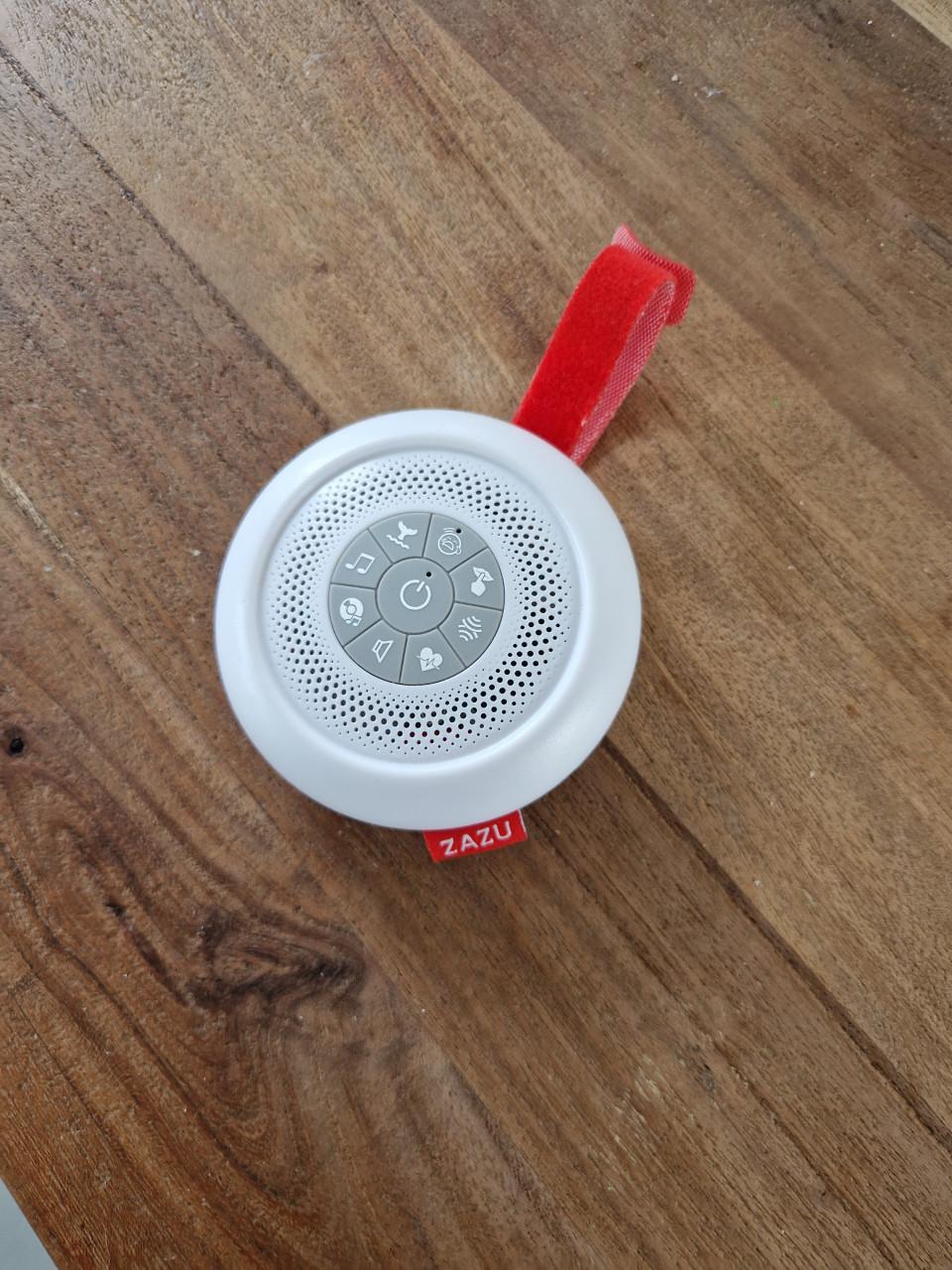 Zazu white noise