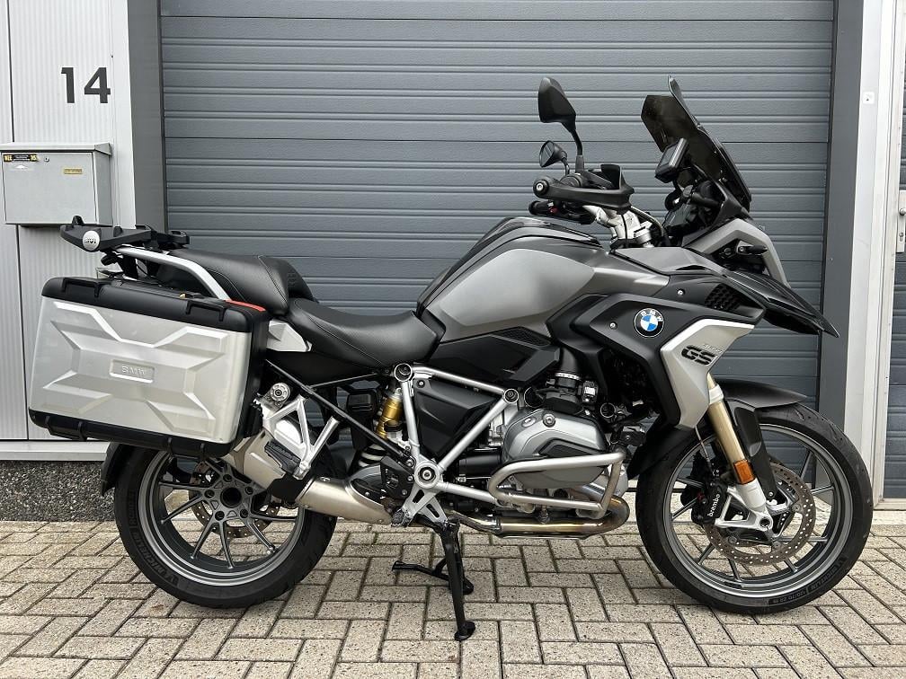 Bomvolle BMW R1200GS LC uit 2017 met 73dkm, 1e eigenaar + historie €10500,-