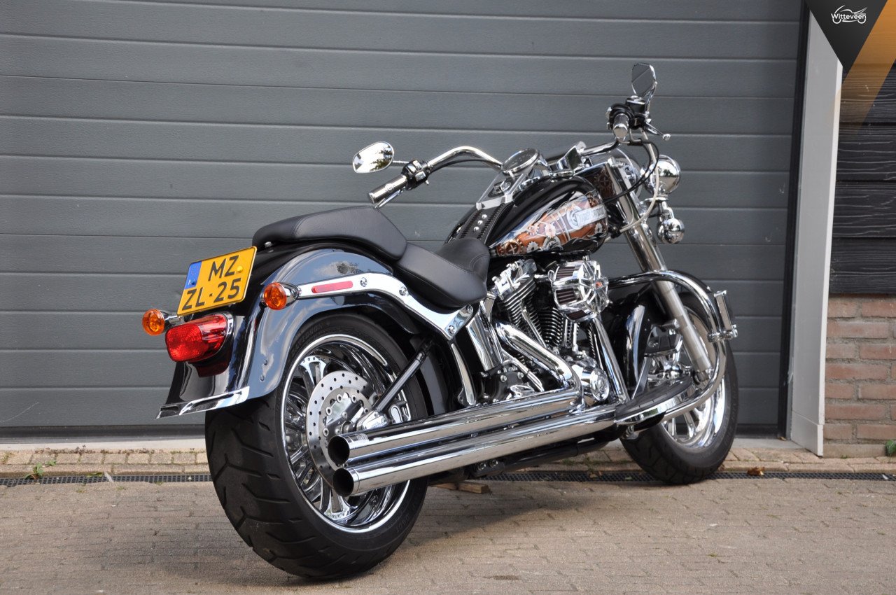 Harley-Davidson FLSTF Fat Boy