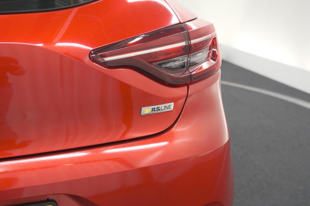 Renault Clio tce 100 zen | r.s. line pack | allseason banden | apple carpla