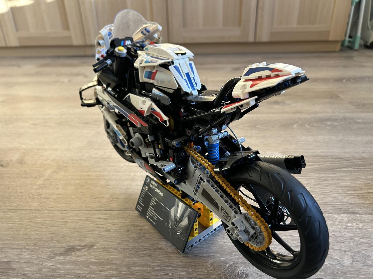 Lego Replica – 42130 - Technic – BMW M 1000 RR