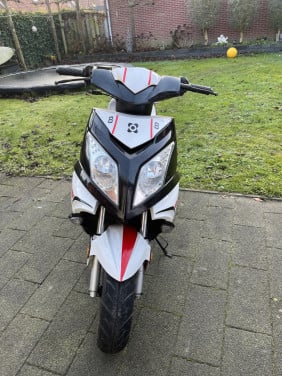 AGM Venom 2 takt