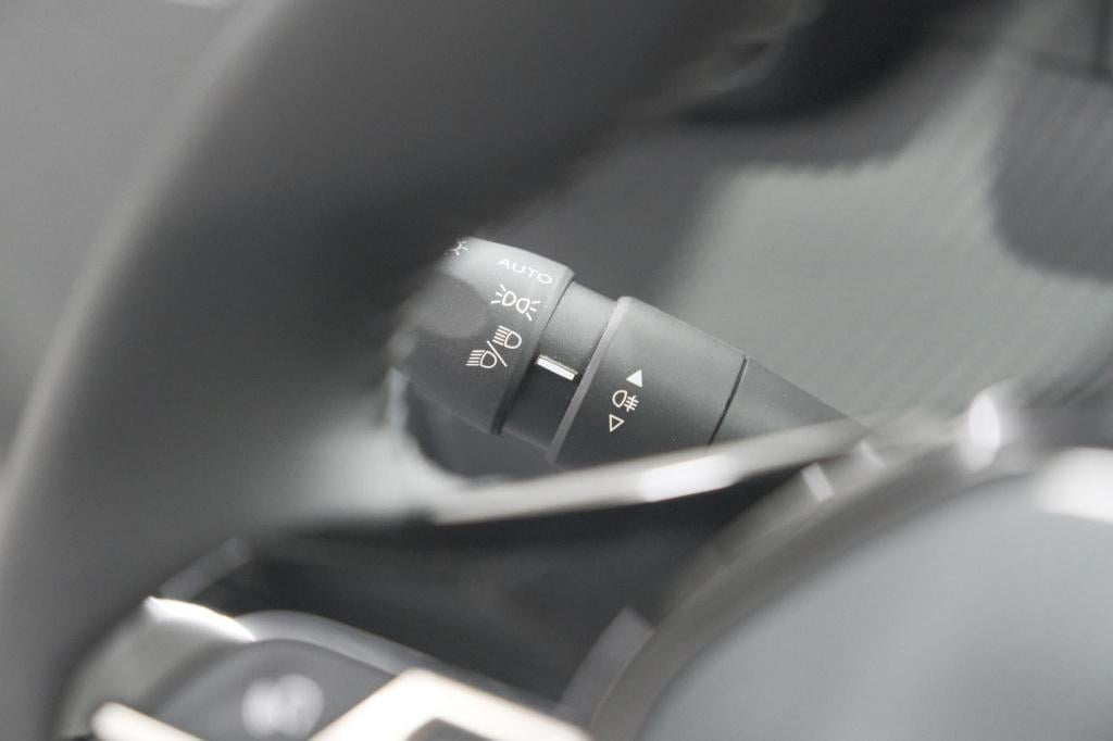 Peugeot 208 puretech 100 allure pack | camera | apple carplay | parkeersens