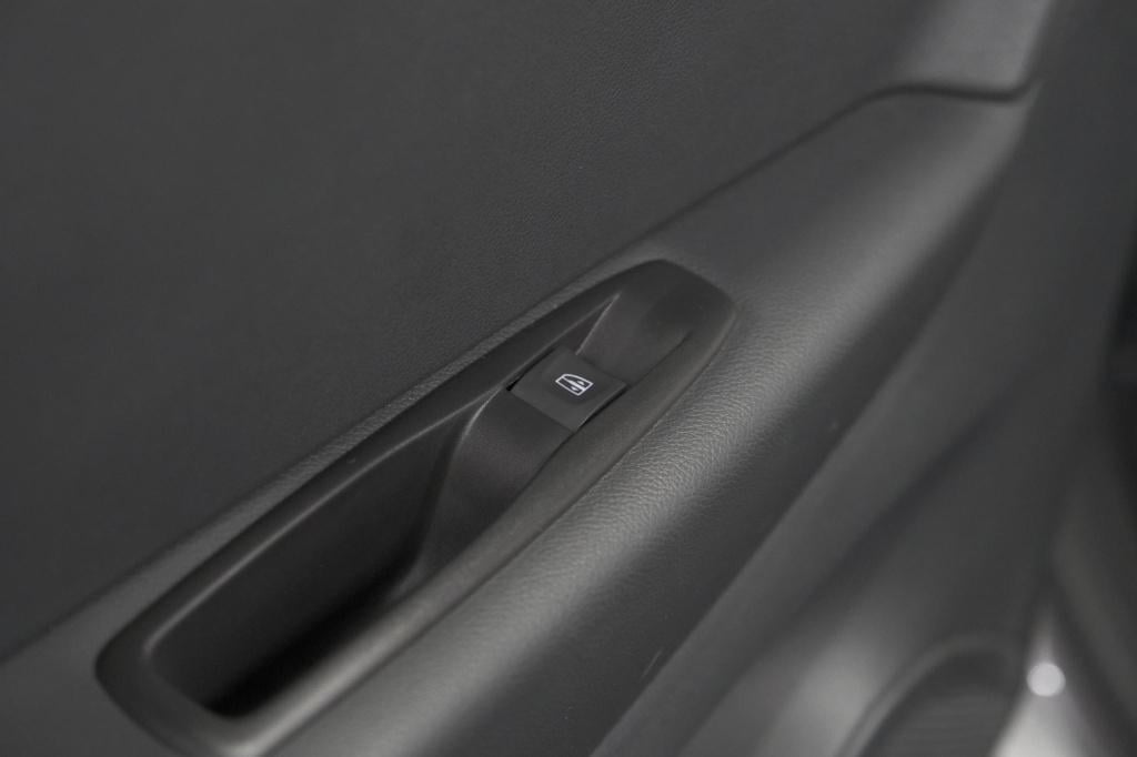 Renault Captur tce 90 intens | camera | dodehoekdetectie | navigatie | park