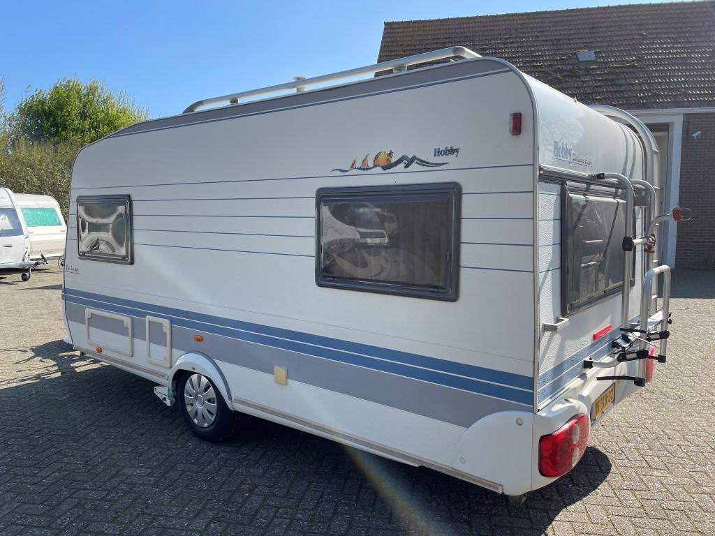 Hobby de Luxe 450 met mover