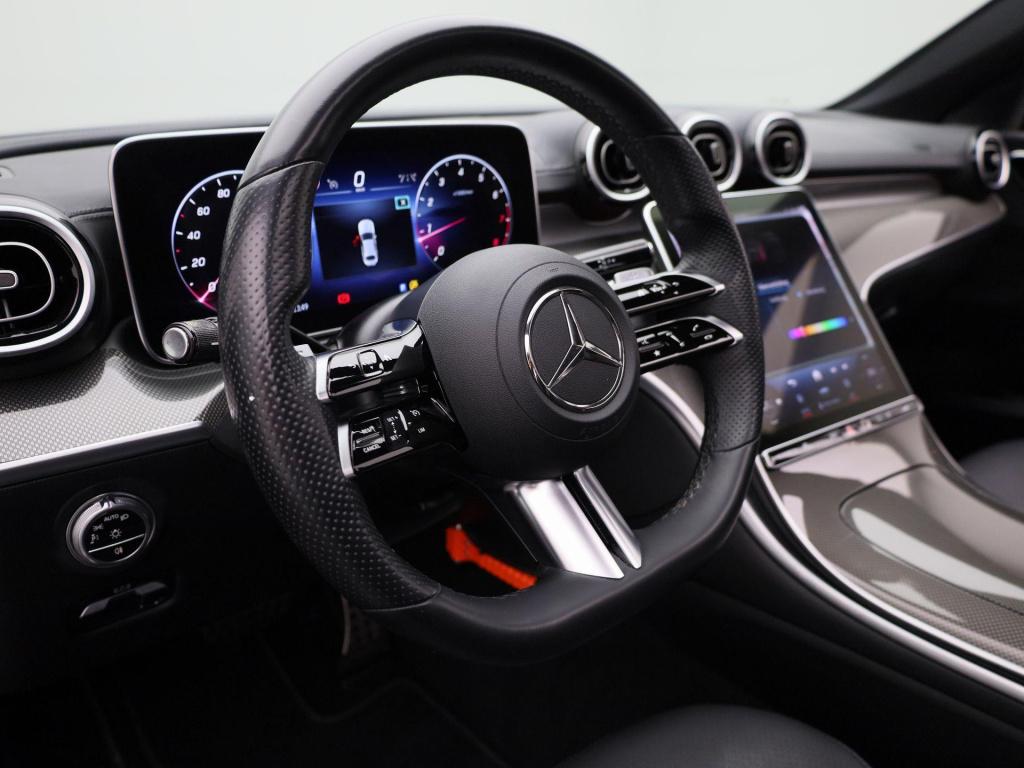 Mercedes-Benz C-Klasse 180 amg line | automaat | panoramadak | trekhaak | v
