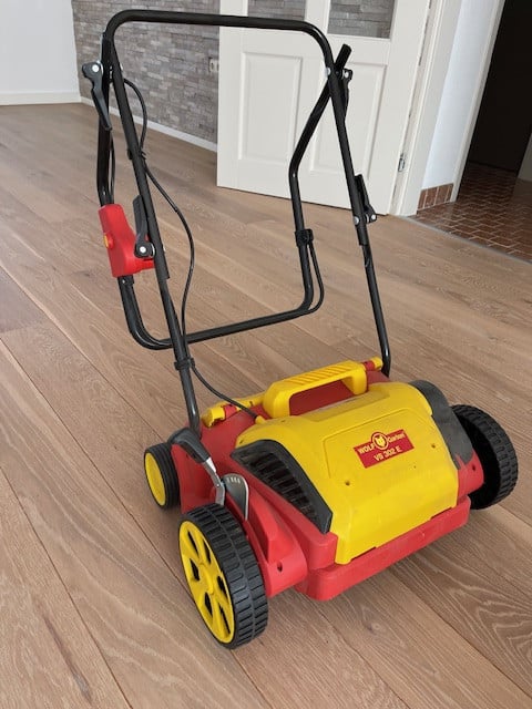 Nieuwe wolfgarten elektrische verticuteer machine incl mes