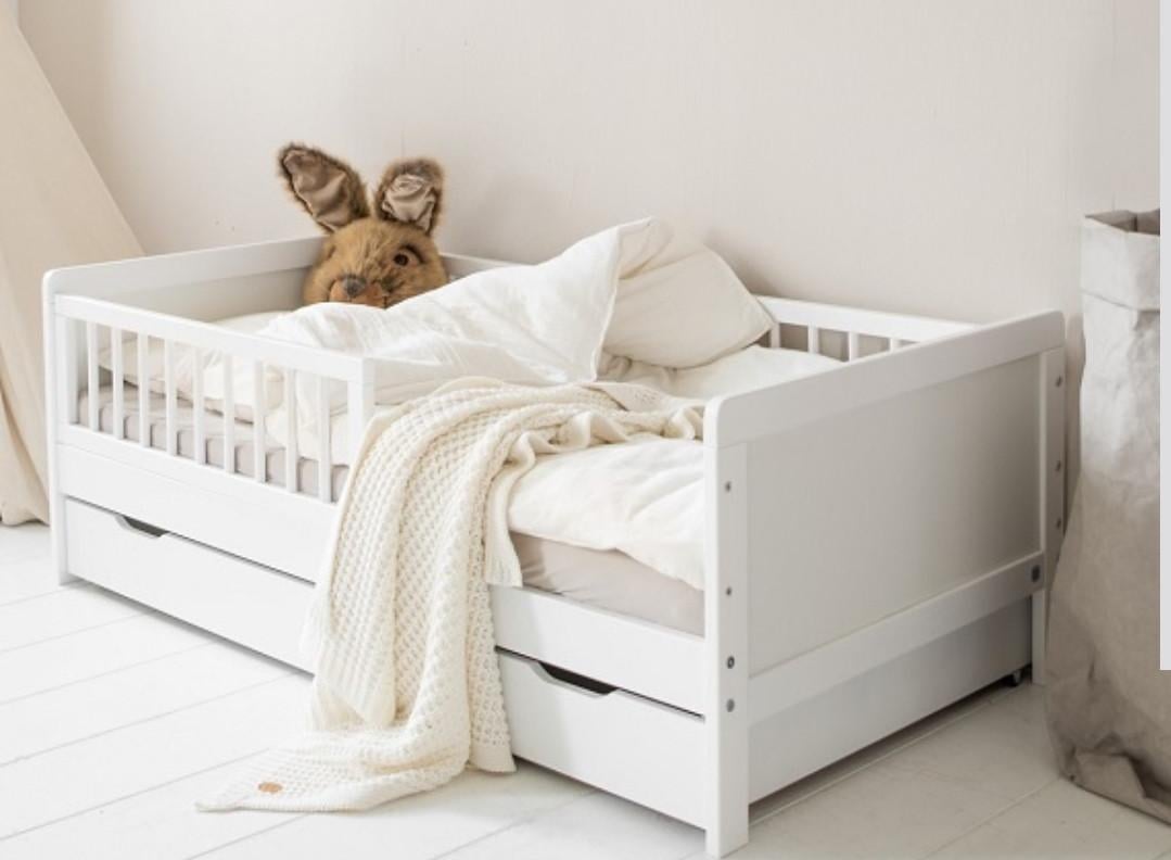 Peuterbed petit amelie vivien