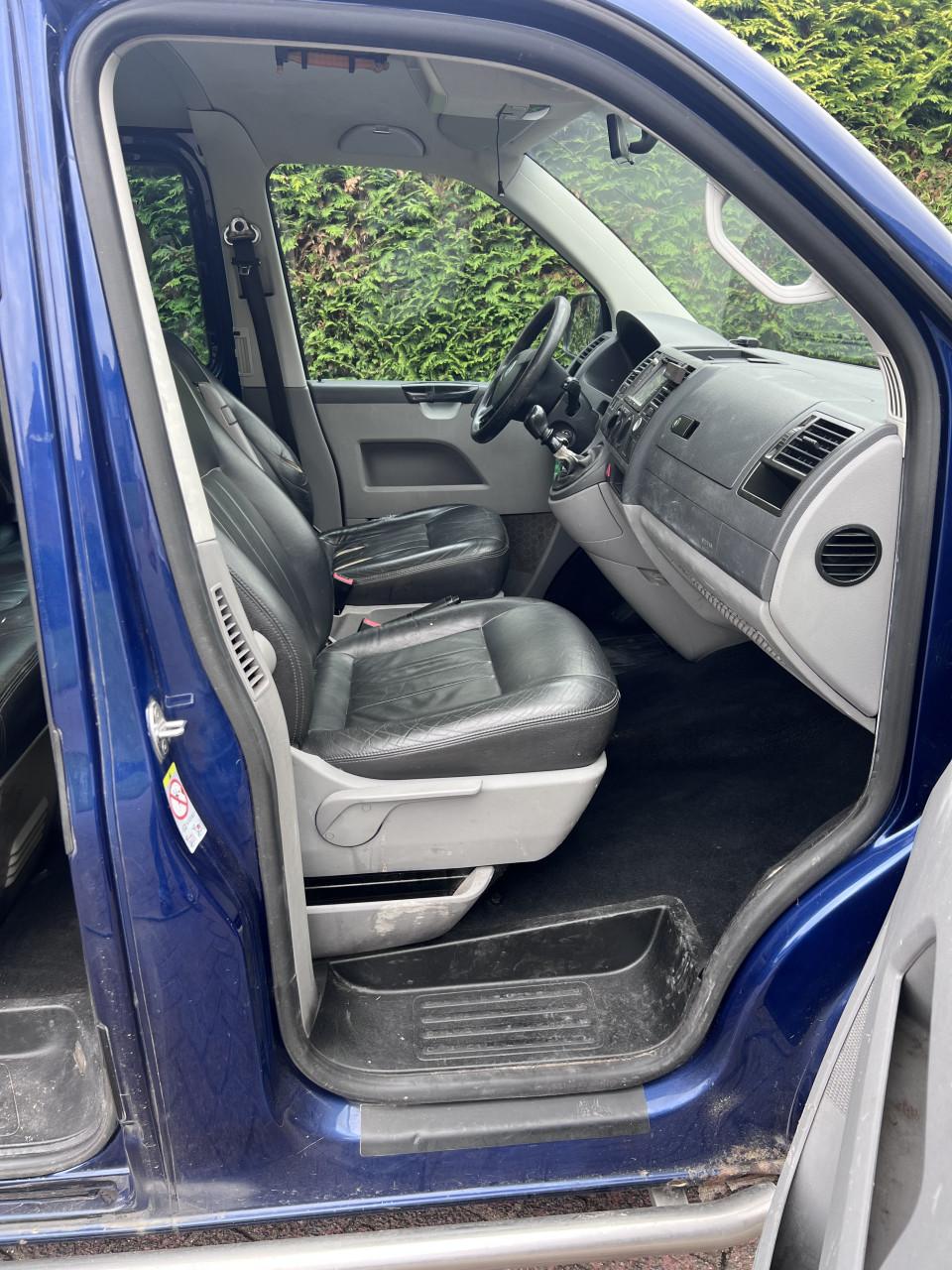 Te koop aangeboden: Volkswagen Transporter T5 2.5 TDI uit 2008