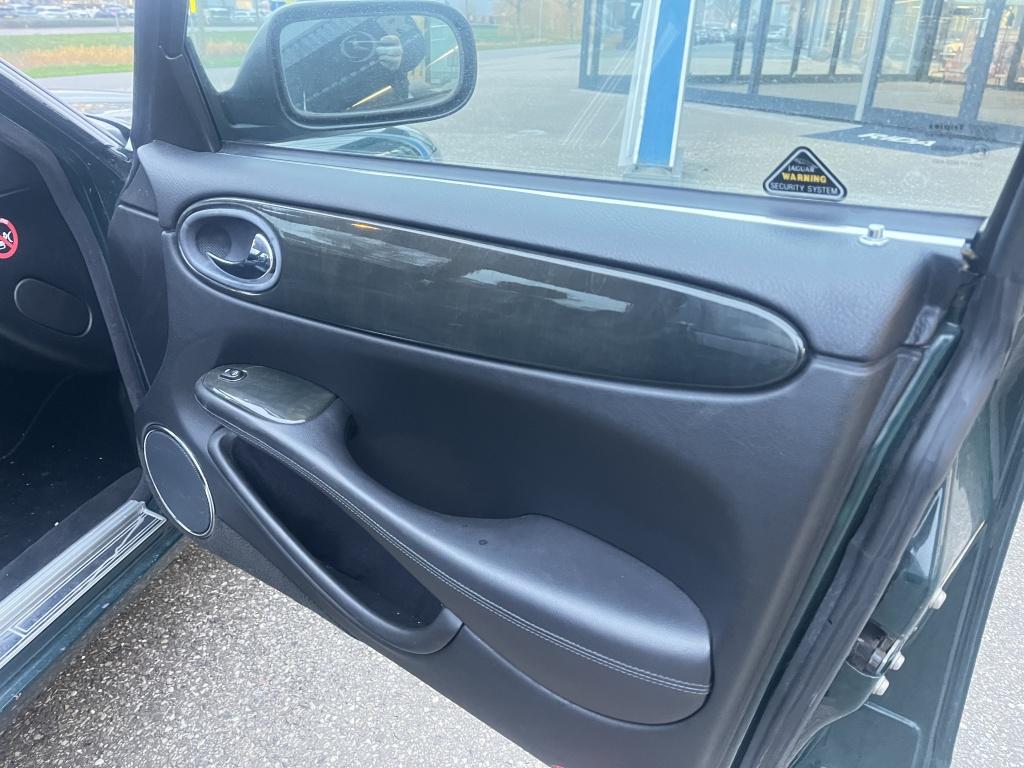 Jaguar Xj xjr 4.0 v8 supercharged | trekhaak