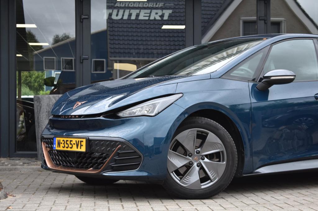 Cupra Born business one 62 kwh soh 91,6% | camera | acc | sfeerverlichting 