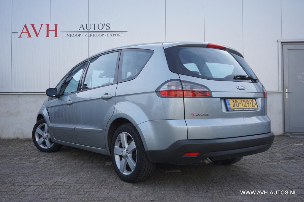 Ford S-Max 2.0-16v