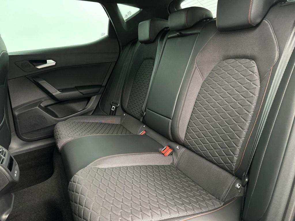 Seat Leon fr business 1.5 tsi ehybrid 204pk dsg