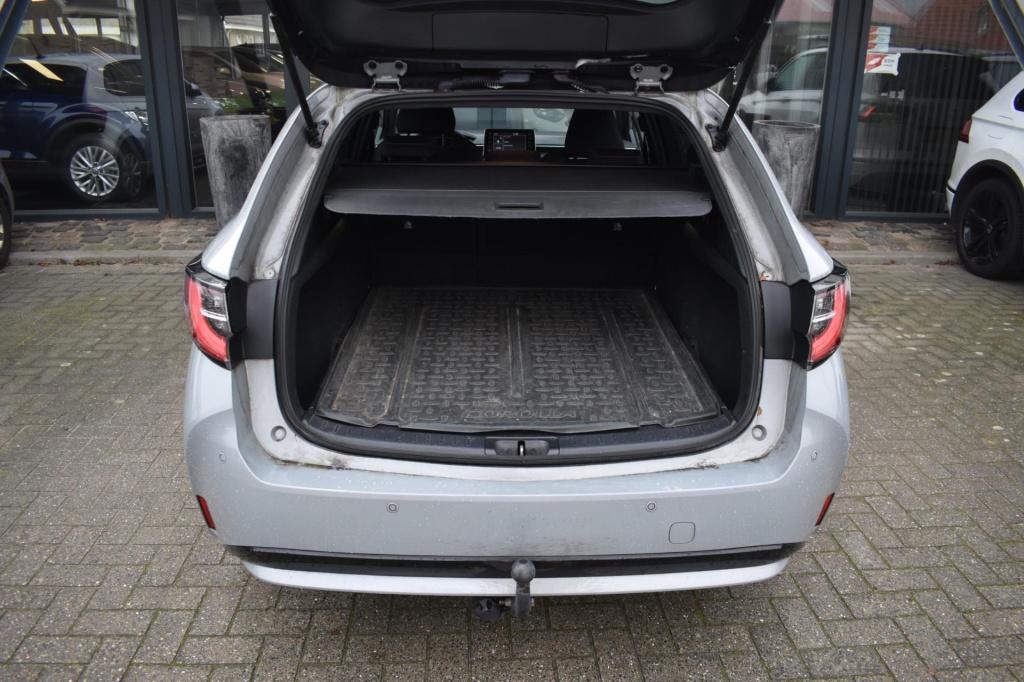 Toyota Corolla Touring Sports 1.8 hybrid dynamic | trekhaak | apple carplay