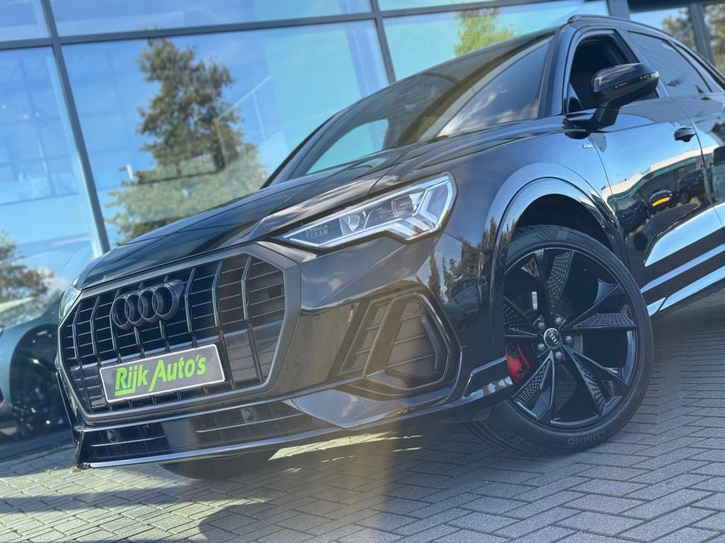 Audi Q3 35 tfsi 3x s line * matrix led * keyless * stoelverwarming