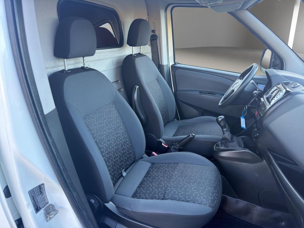 Fiat Doblo cargo 1.3 multijet sx airco pdc