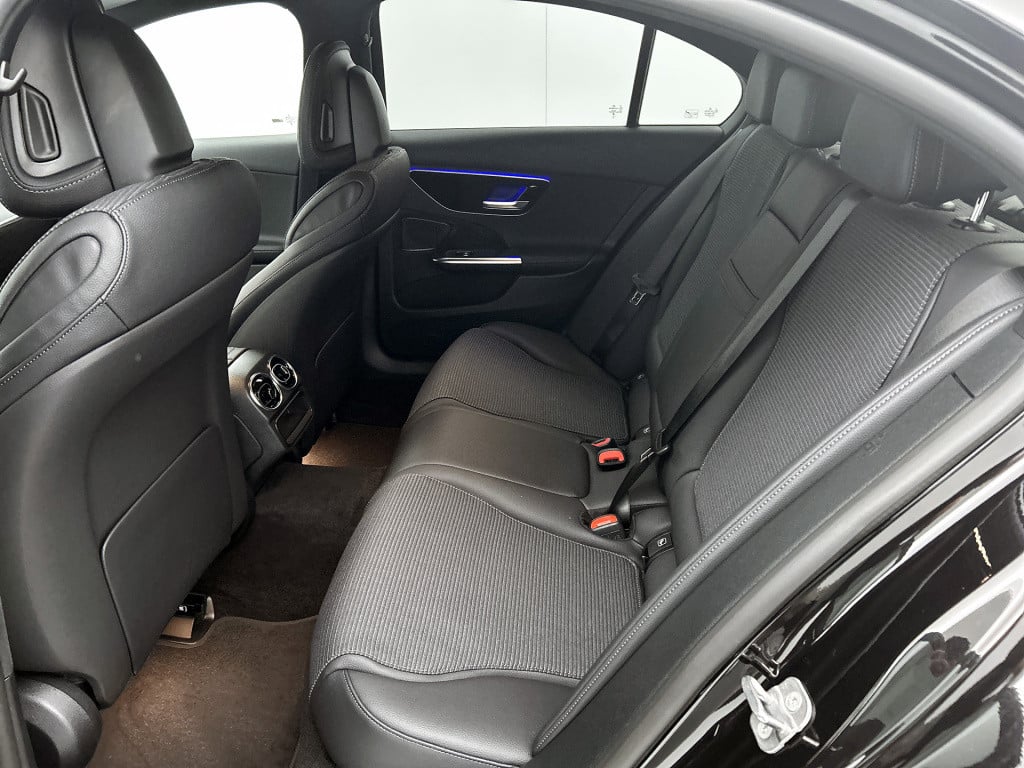 Mercedes-Benz C-Klasse 300 e business solution | trekhaak | spiegelpakket |