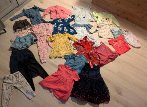 Pakket meisjes kleding maat 86