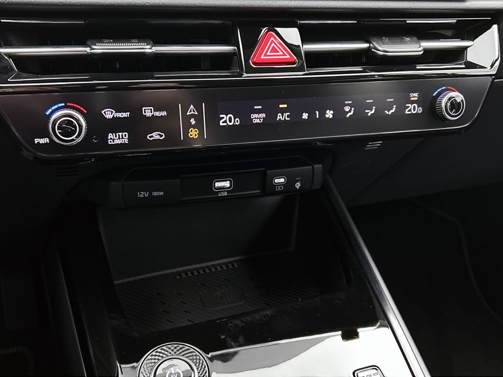 Kia Niro Ev air 64.8 kwh | company car | 10 jaar garantie | parkeercamera |