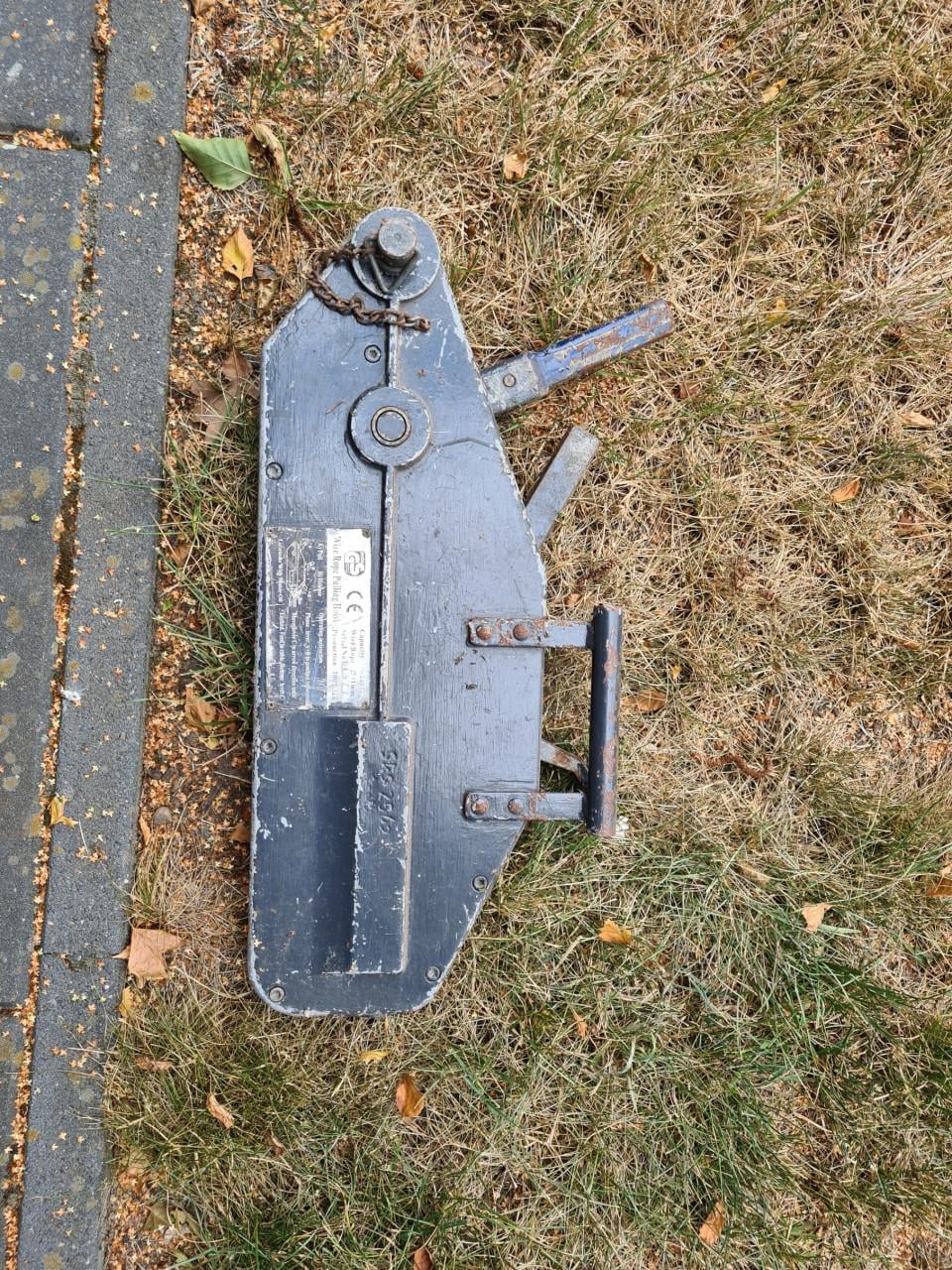 Te koop takel (tifor)