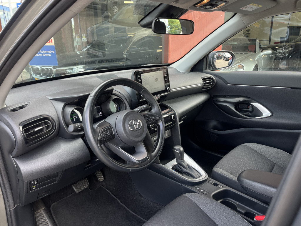 Toyota Yaris Cross 1.5 hybrid comfort | carplay | camera | acc | climate