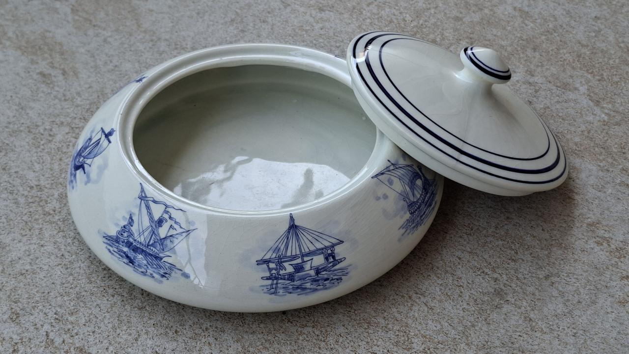 Keramisch potje met scheepsafbeeldingen