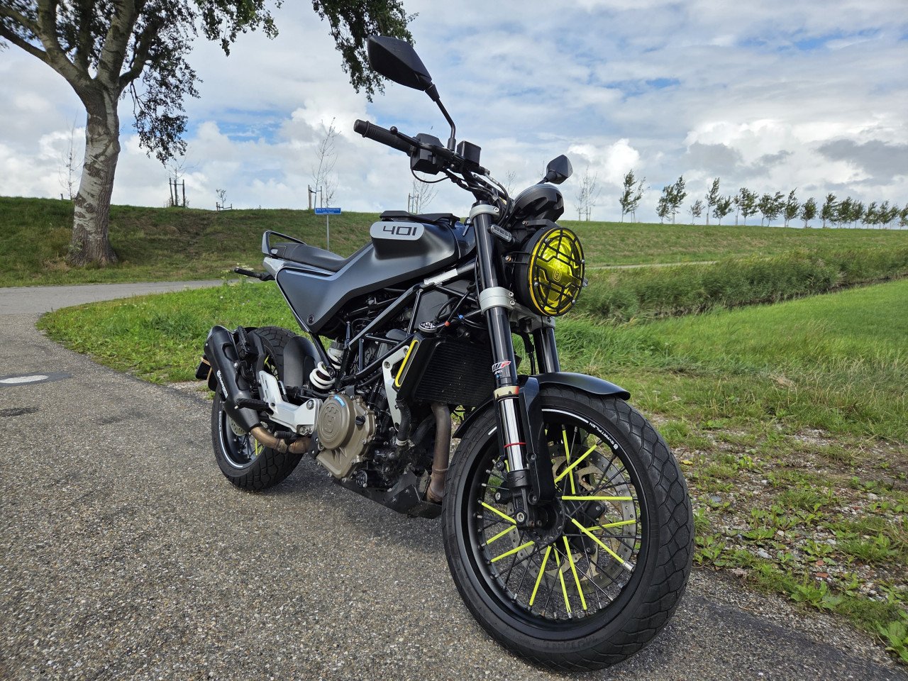 Husqvarna Svartpilen 401 ABS (31Kw dus A2 geschikt) inruil mogelijk!