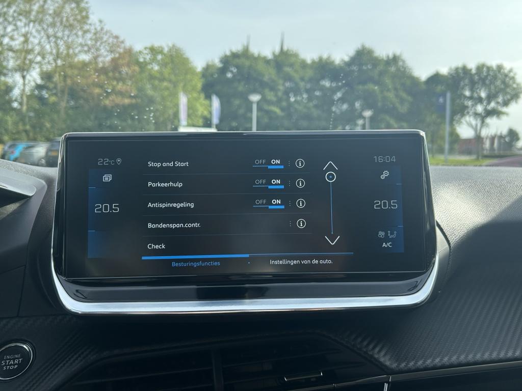 Peugeot 208 1.2 puretech 100pk eat8 allure pack 3d cockpit | apple carplay 