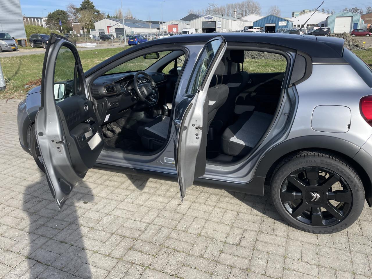 Citroen c3 1.2 pure tech shine 2019
