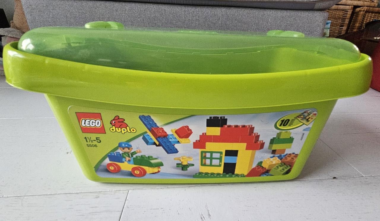 Meer dan 300 Duploblokken, sets 5506, 5353 en ca. 100 losse extra