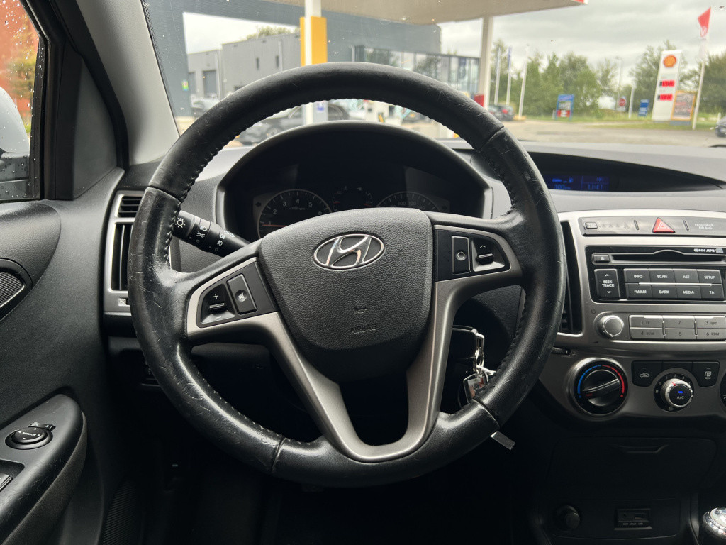 Hyundai I 20 1.2i i-motion | radio | airco | trekhaak