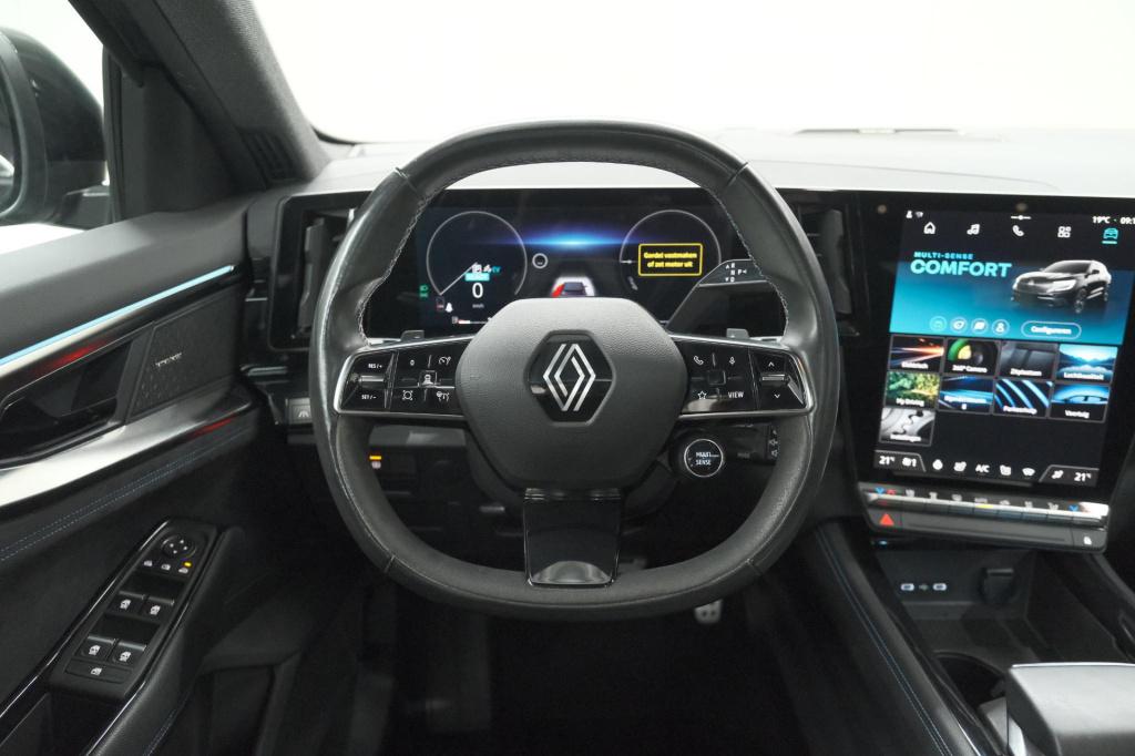 Renault Austral 1.2 e-tech full hybrid 200 iconic esprit alpine | 4 control