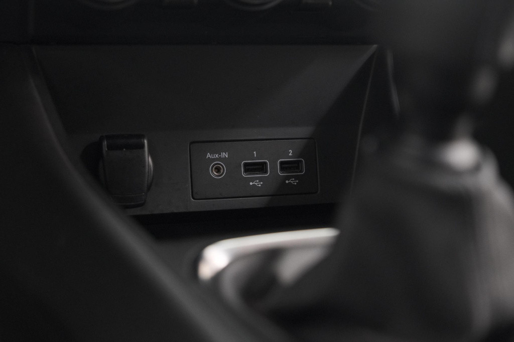 Renault Captur tce 100 intens | camera | navigatie | parkeersensoren