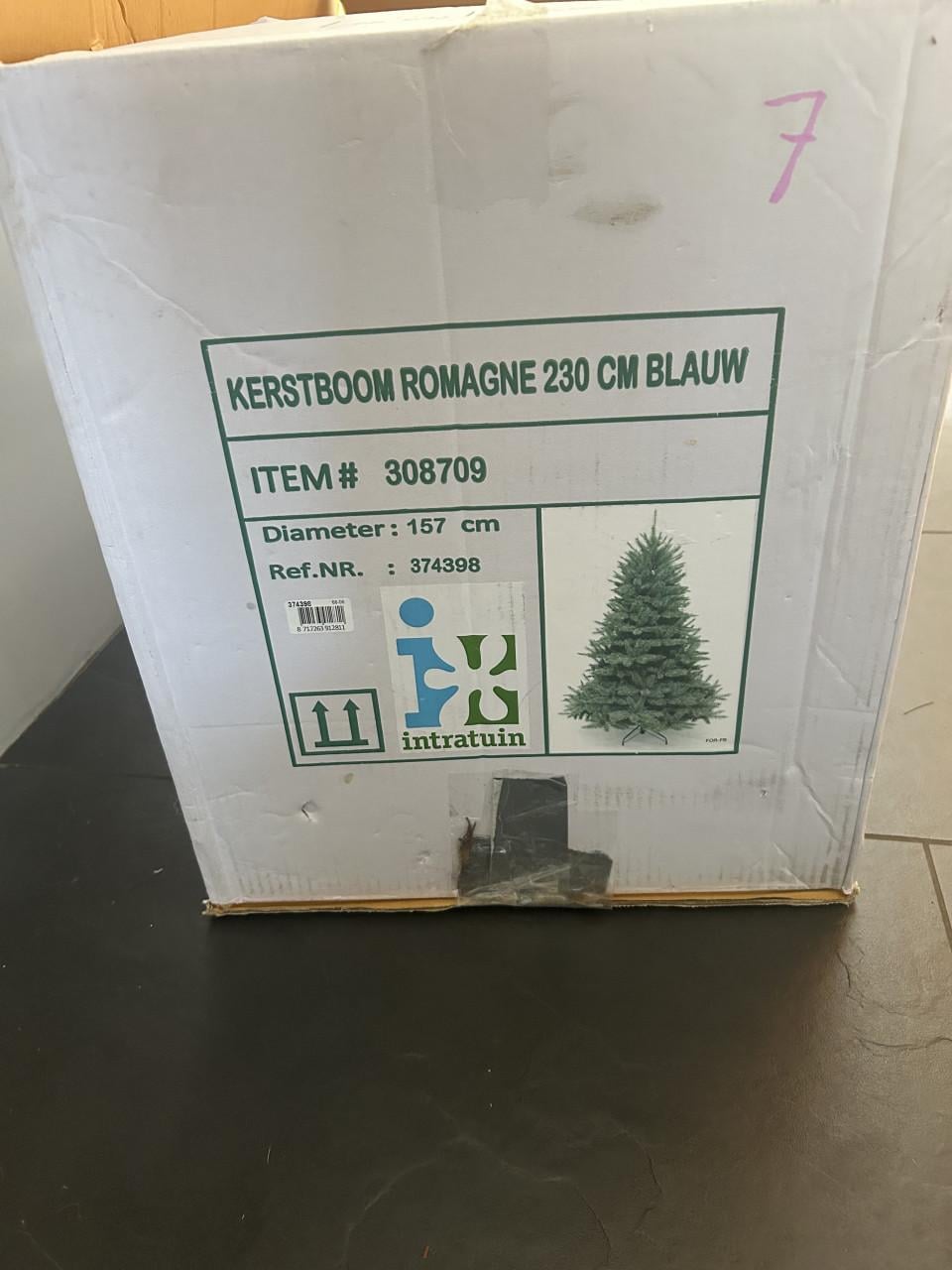 Kerstboom 2.30 Romagnes Intratuin ( nieuw 299)
