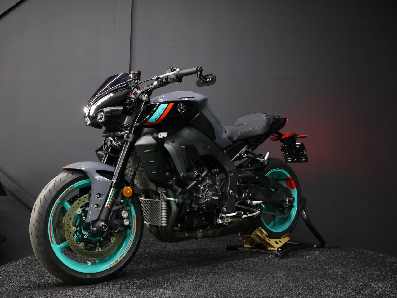 YAMAHA MT 10 ABS