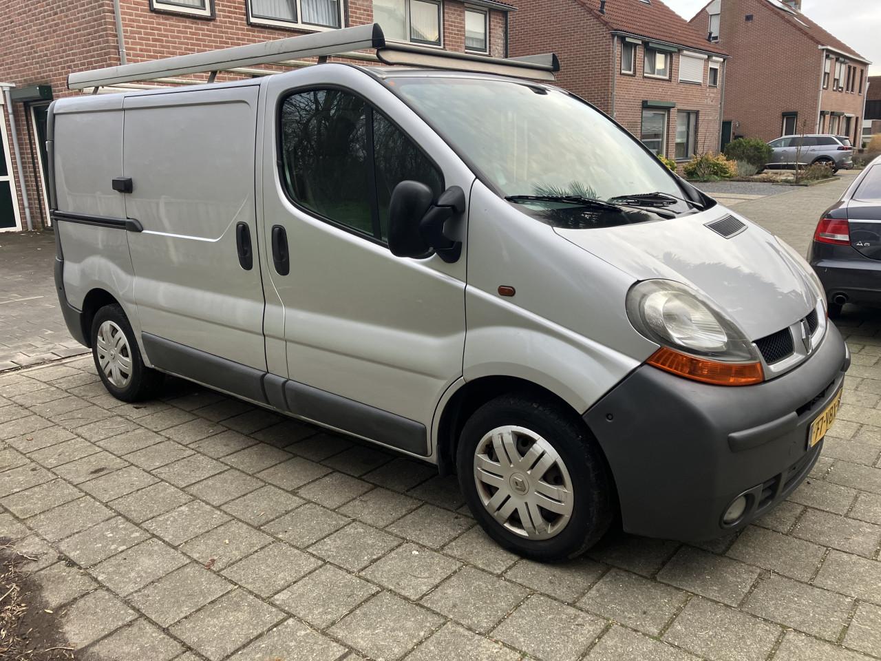 Renault Trafic 1000 1.9 DCI 82 L1 H1