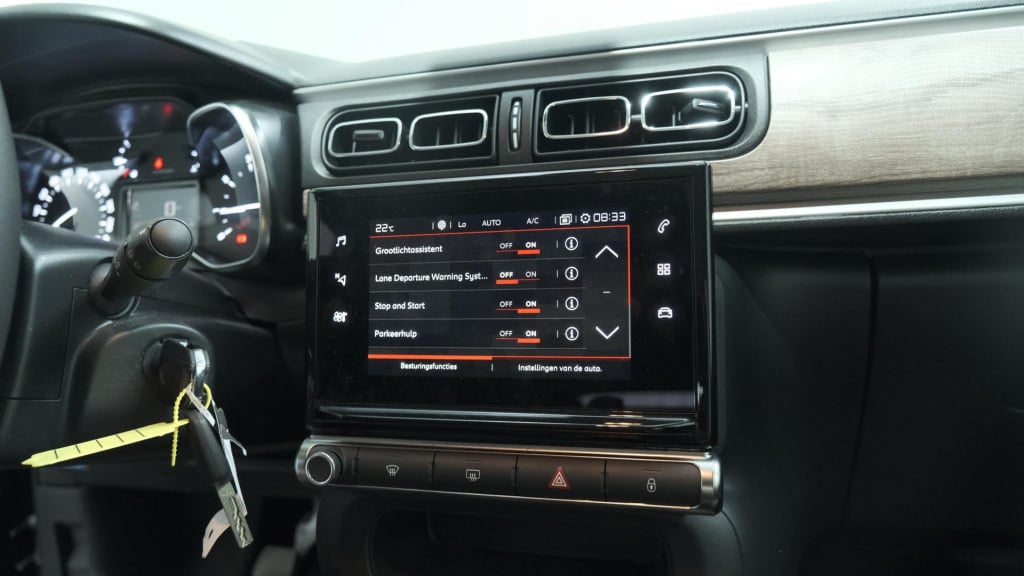 Citroen C3 puretech 82 feel edition | apple carplay | parkeersensoren | nav