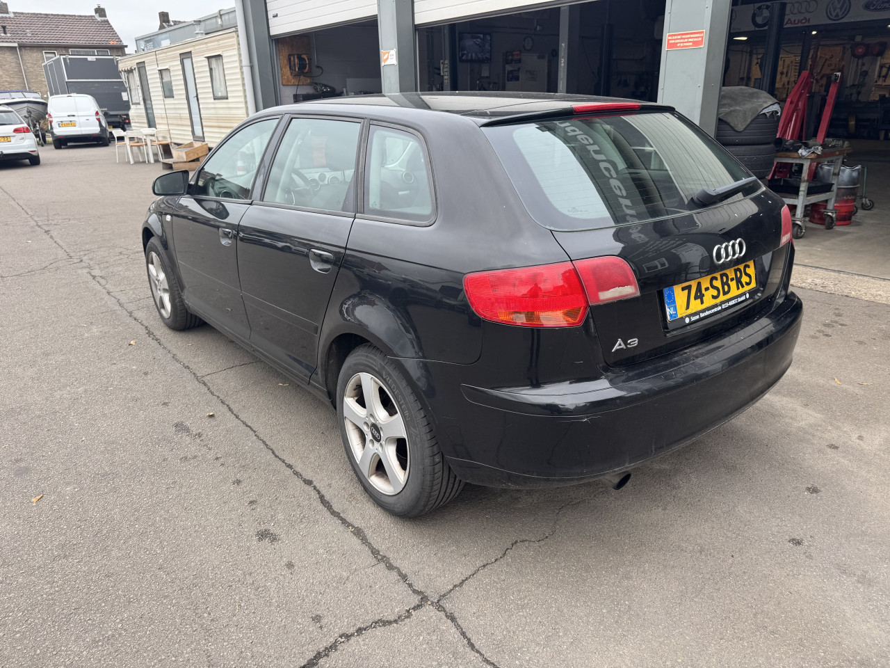 Audi A3 Sportback 1.6i Attraction 5 deurd Bouwjaar 2005 NAP ! ! !