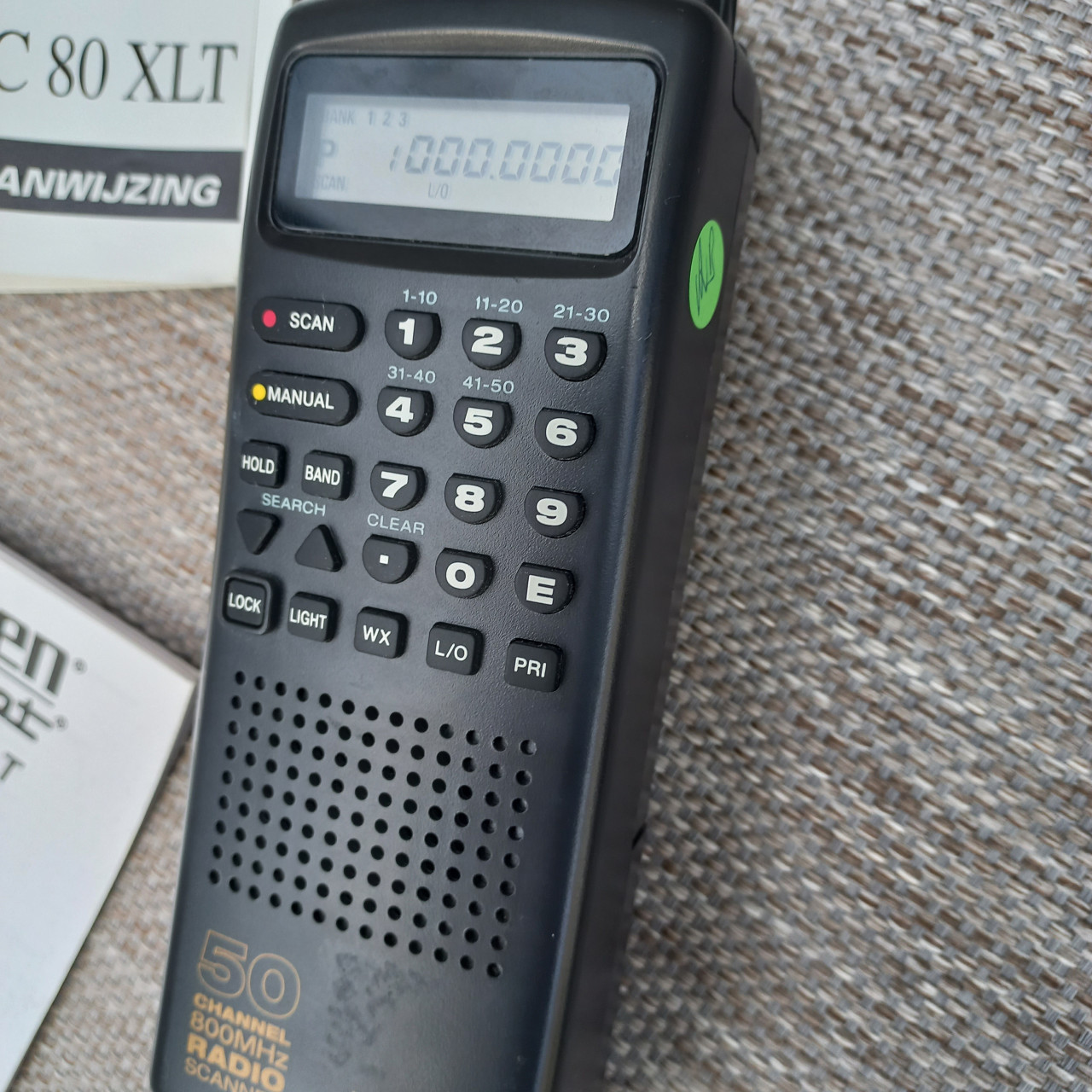 Uniden bearcat UBC 80 XLT Radio Scanner.