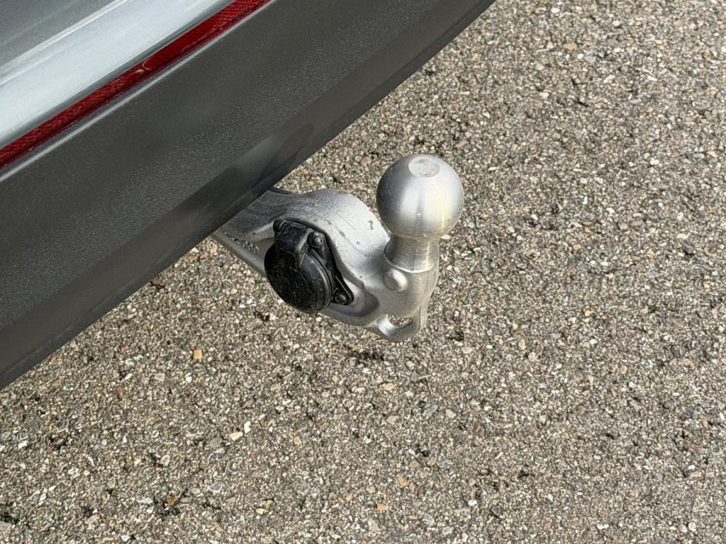 Volkswagen Tiguan 1.5 ehybrid elegance 204pk | trekhaak | 360 camera | dode