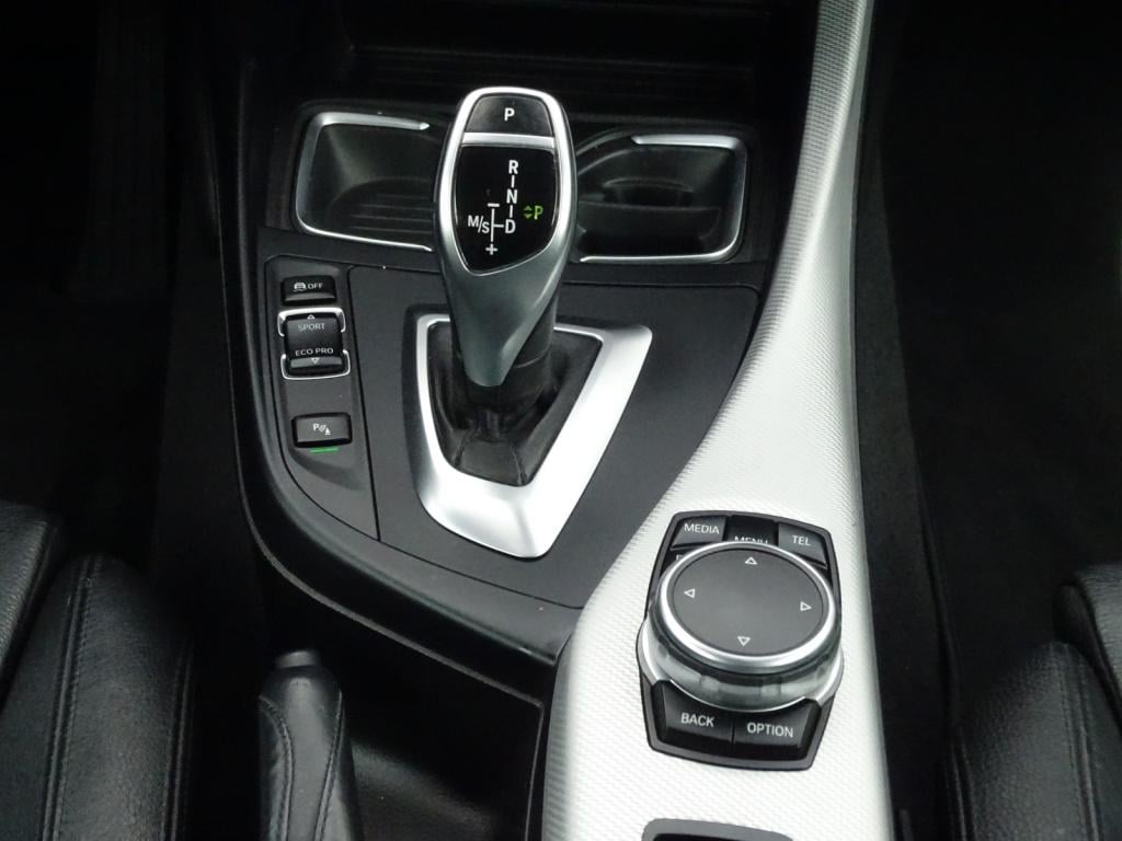 BMW 2-serie cabrio m235i high executive