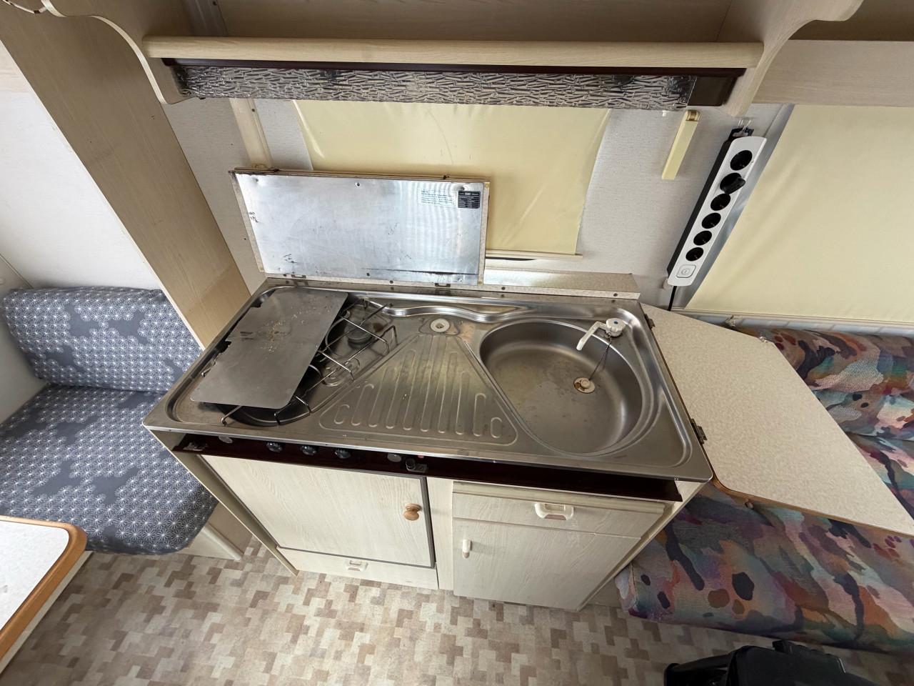 Caravan Eifelland 8004  (595 KG)