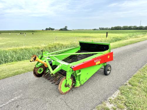 Unia Wega 1400 voorraadrooier