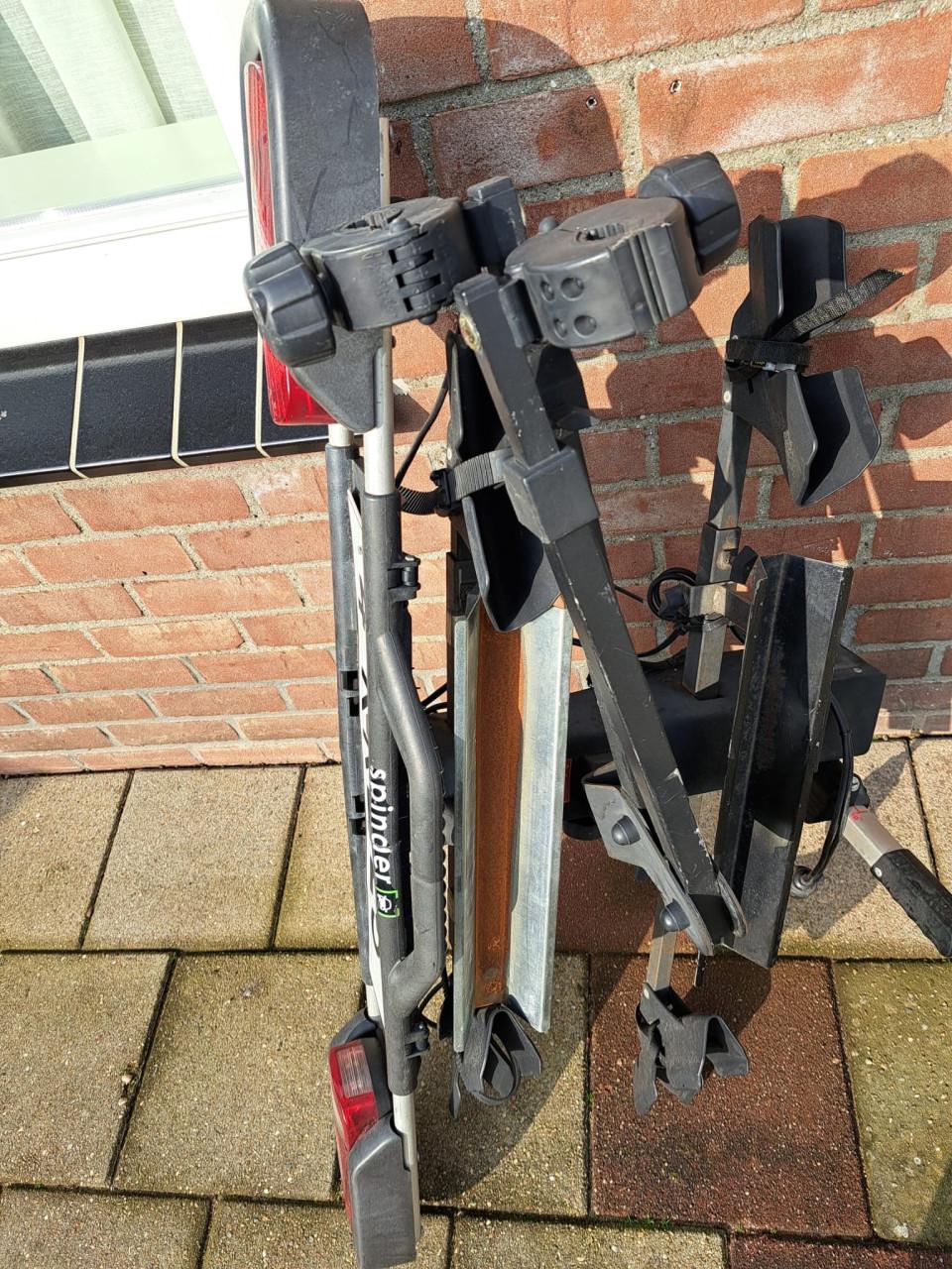 “Spinder” Fietsenrek voor 2 fietsen!