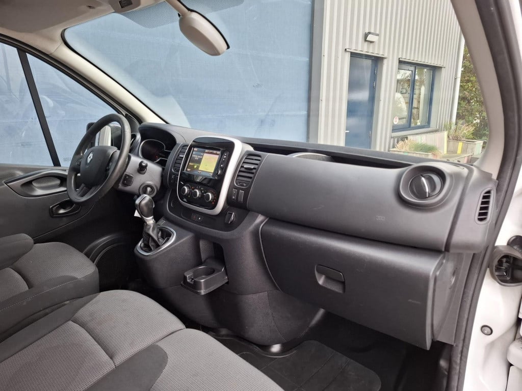 Renault Trafic 2.0 dci 145 t27 l1h1 comfort automaat / cruise controle / na